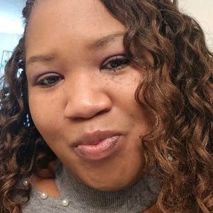 Meet your Posher, Margo